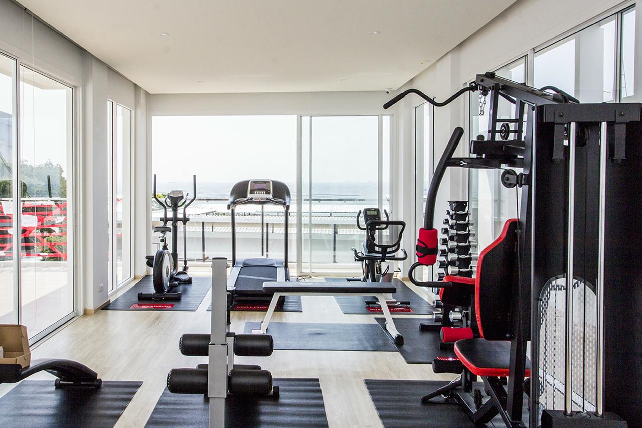 Karin Hotel & Service Apartment - Sha Extra Plus Si Racha Exteriör bild