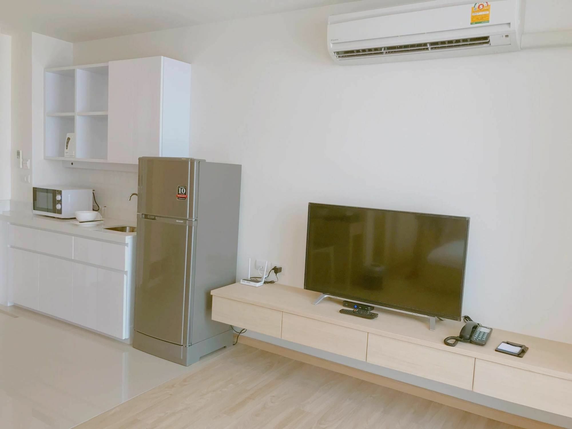 Karin Hotel & Service Apartment - Sha Extra Plus Si Racha Exteriör bild